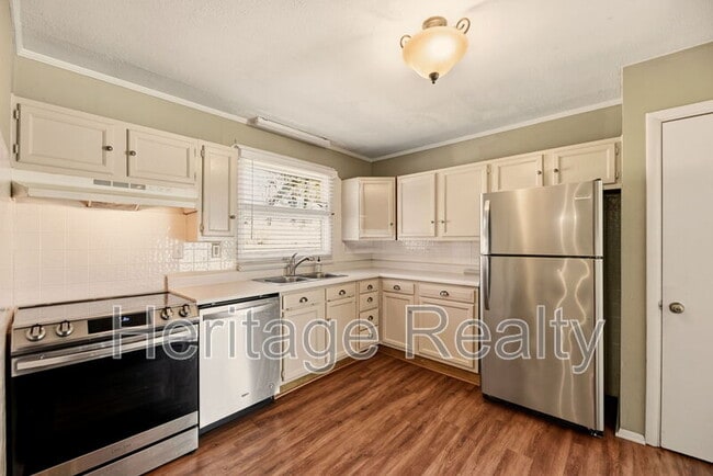 Building Photo - 1309 Huntington Rd SW