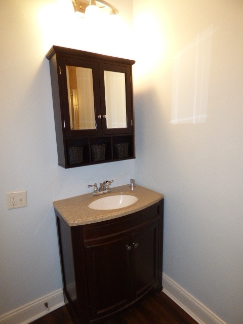 Building Photo - Harrison West 2 BR 1 BA