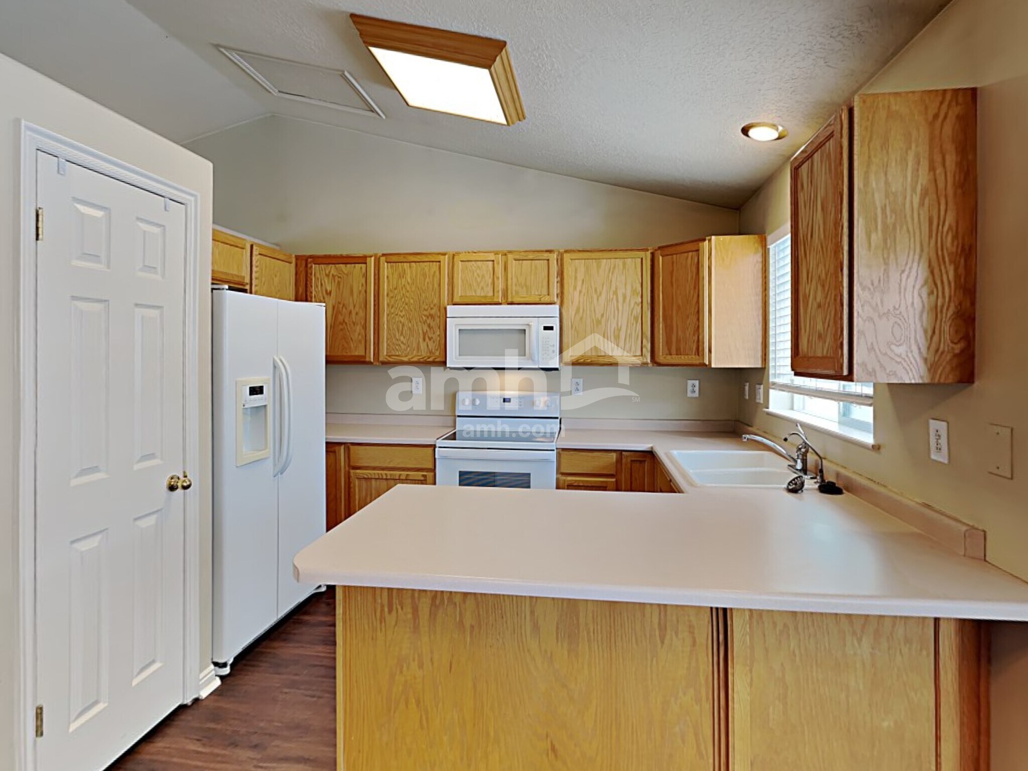 Building Photo - 2906 W 2075 S