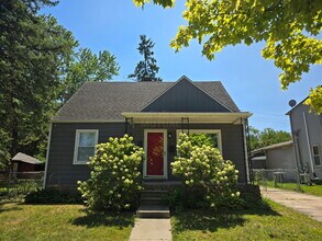 Building Photo - 534 Ardmore Dr