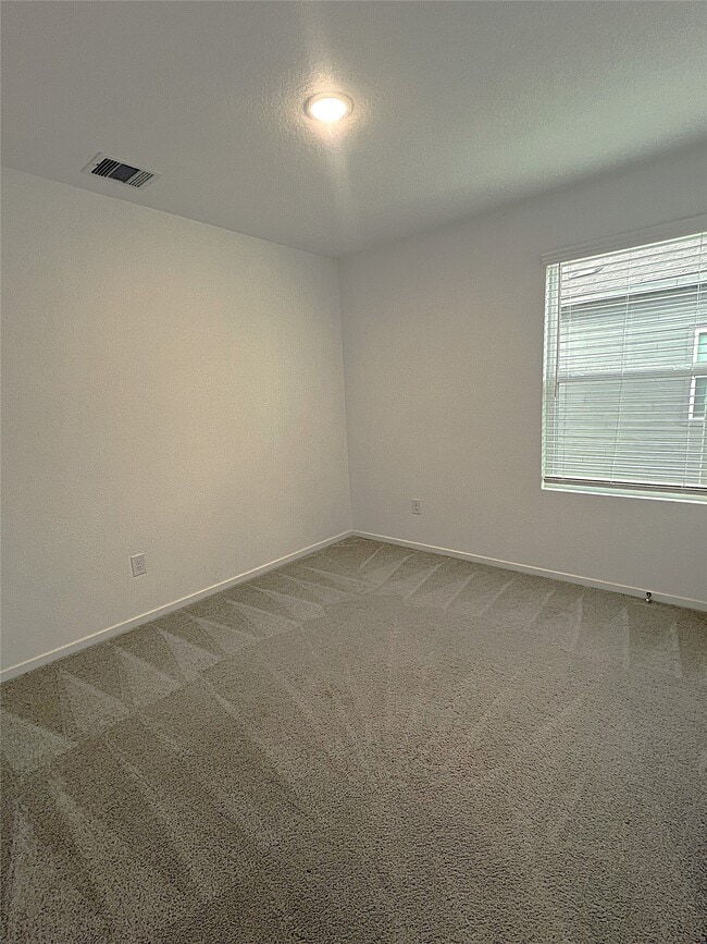 Building Photo - 18210 Via Aurelia Dr