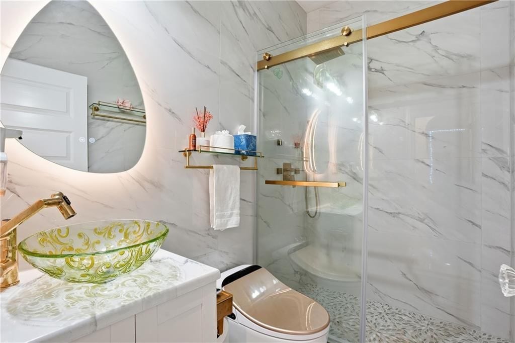 Building Photo - 341 Emporia Loop