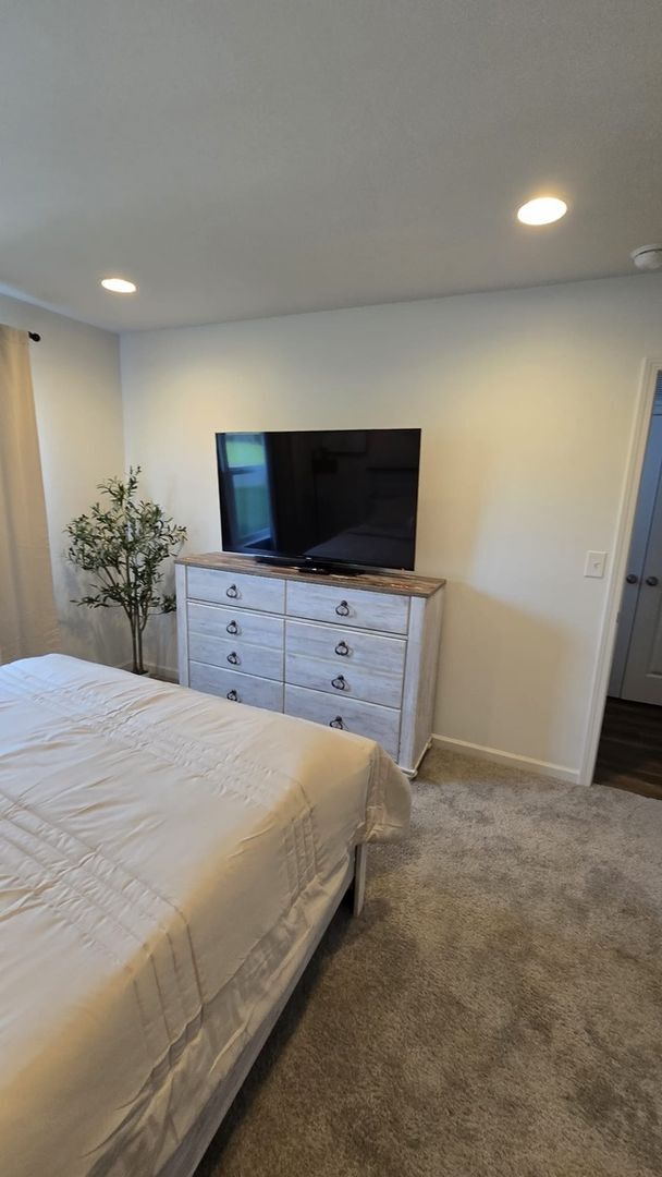 Building Photo - Charming 3BR Duplex in Charlotte