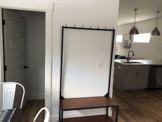 Building Photo - Modern 3-Bedroom Condo with Modern Eleganc...