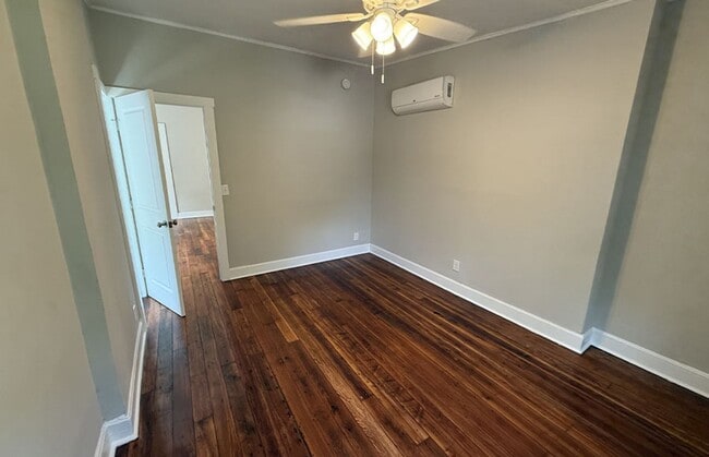 Building Photo - 2724 Jefferson Ave