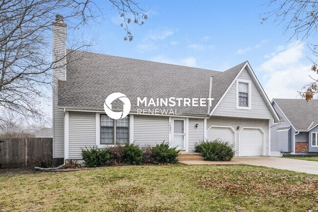 Building Photo - 3 Bedroom Pet-Friendly Home in Olathe, KS ...