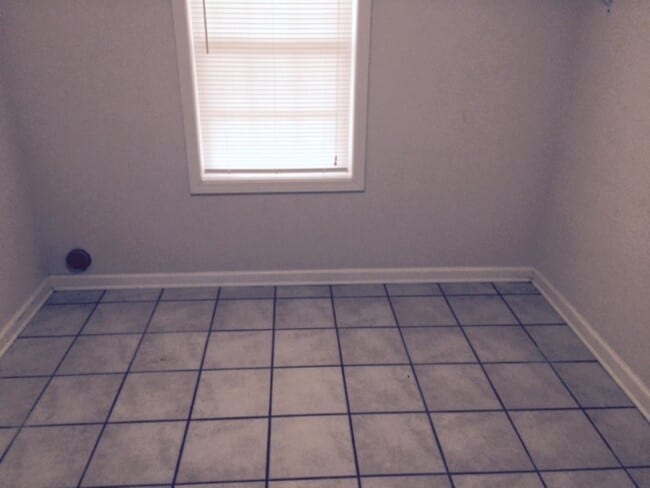 Building Photo - 3 Bedroom / 2.5 Bath Home ? Kingsport, TN