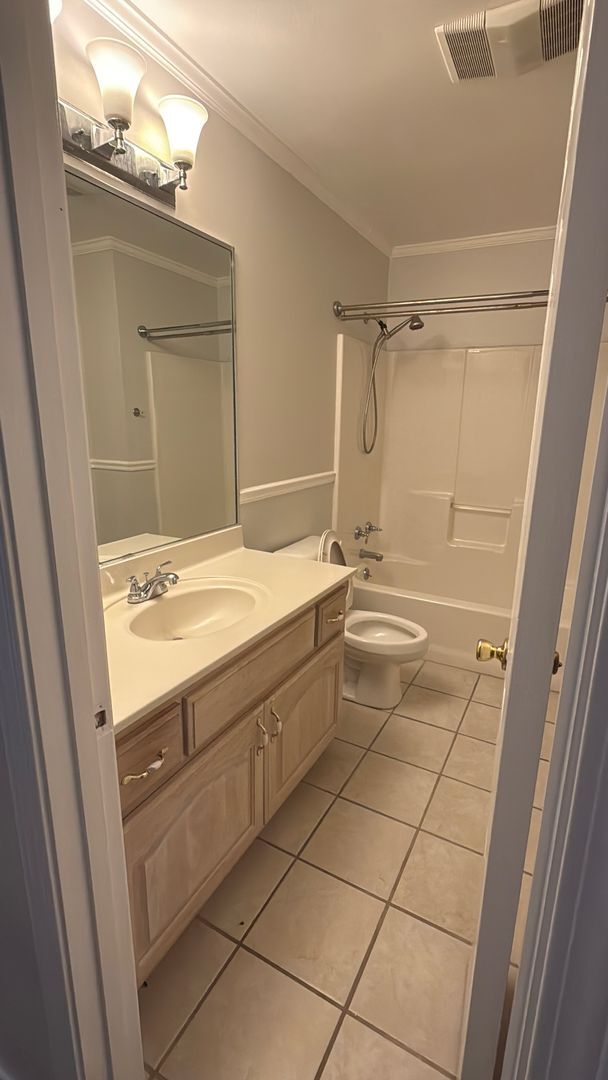 Building Photo - Rental Property