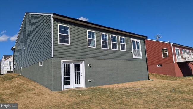 Building Photo - 11 Edinburgh Ct