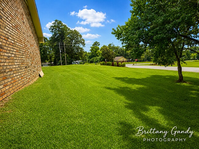 Building Photo - Rental Property on Frierson