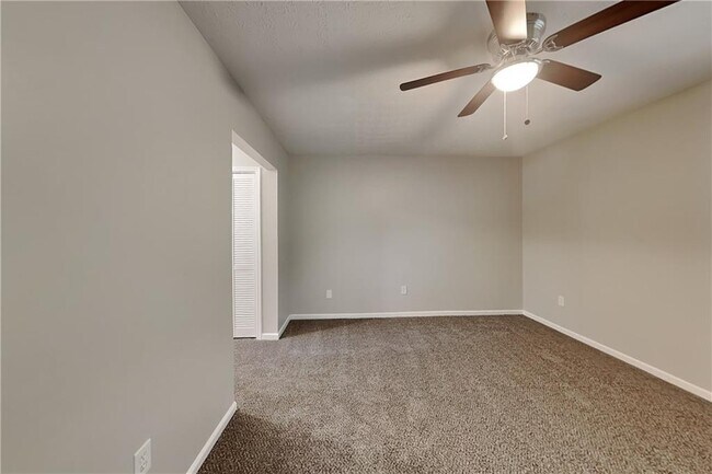 Building Photo - 6319 Sherrian St