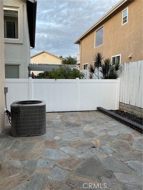 Building Photo - 17636 Cypress Cir