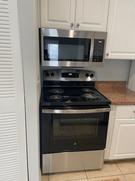 Building Photo - 124 Santa Clara Dr