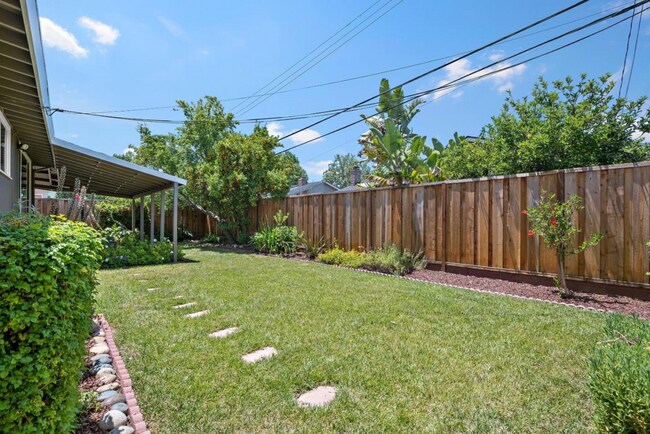 Building Photo - 177 Marianna Way