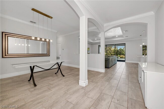 Building Photo - 17550 Elkgrove Ln