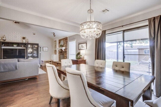 Building Photo - 1332 Chimney Hill Rd