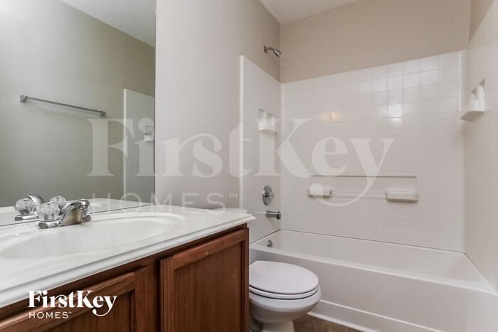 Building Photo - 1106 Sun Prairie Dr