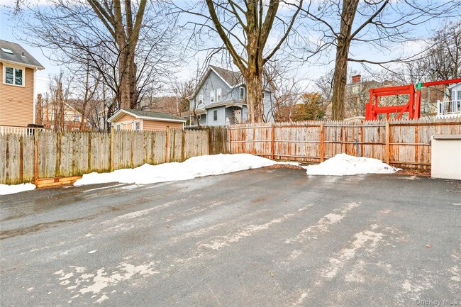 Building Photo - 48 S Mill St