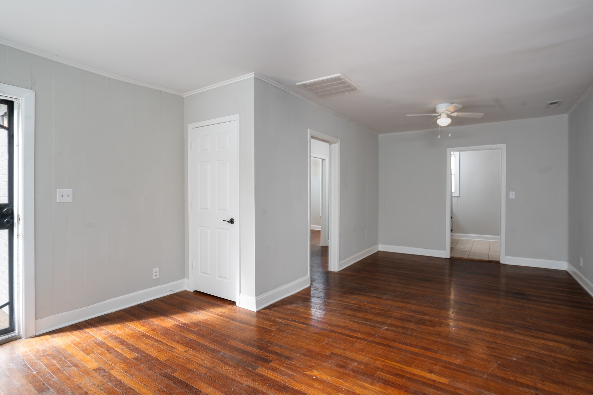 Living/Dining Room - 932 33rd Ave N