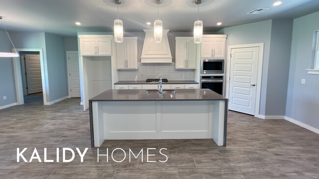 Building Photo - 206 Olde Ml Ct