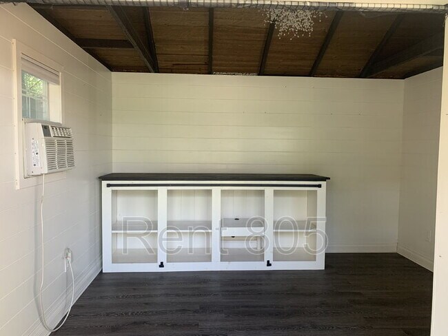 Building Photo - 1239 Rotella St