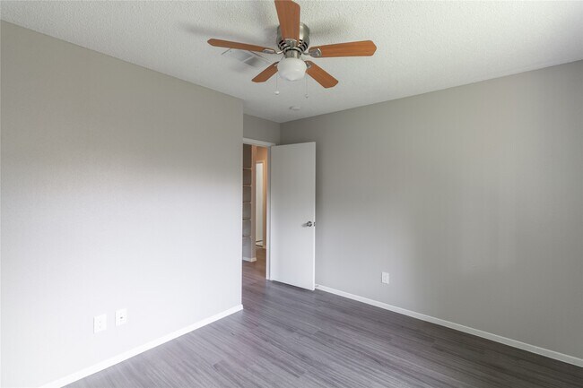 Building Photo - 3118 Lucida Ln