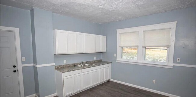 Building Photo - 9523 Aetna Rd