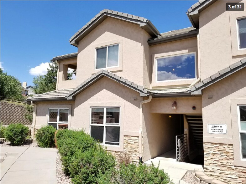 Building Photo - 555 Cougar Bluff Pt