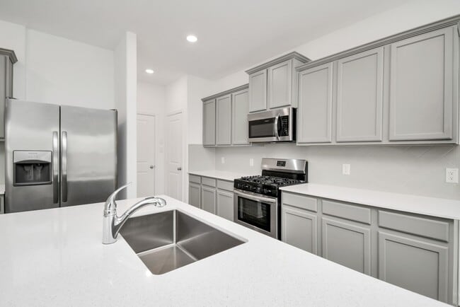 Building Photo - 15851 Bremore Dr