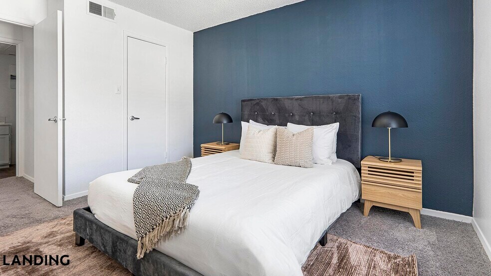 Building Photo - 1071 Clayton Ln