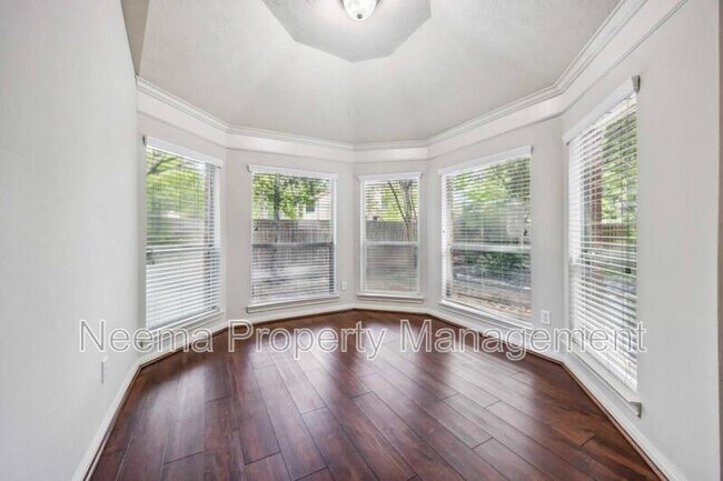 Building Photo - 23822 Wellington Ct Blvd