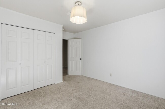 Building Photo - 21047 S 156th St