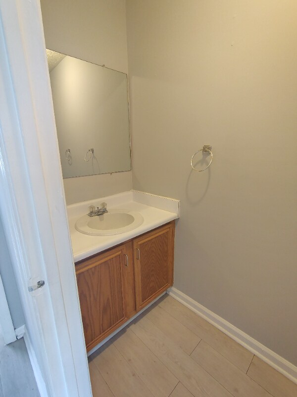 Building Photo - 29 Fonda Dr