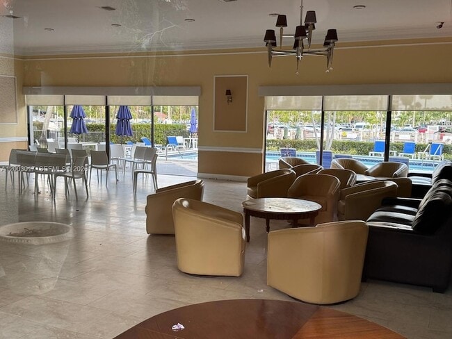 Building Photo - 336 Poinciana Island Dr