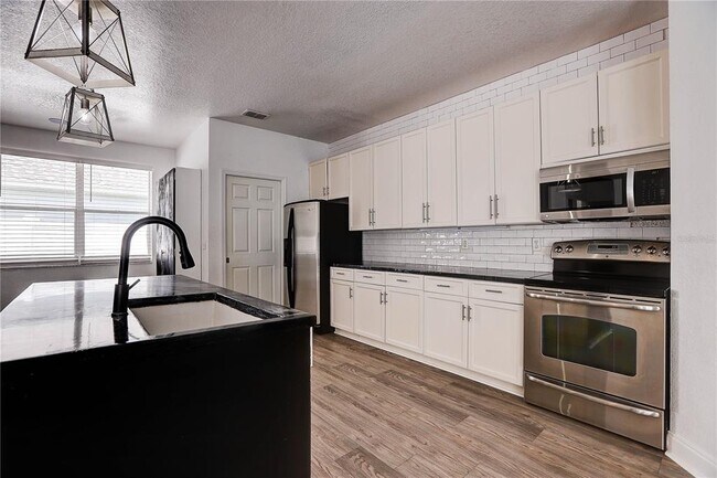 Building Photo - 3323 Michener Pl