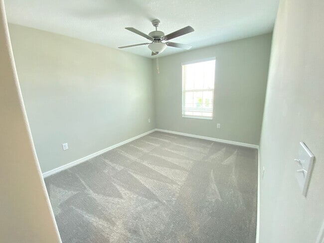 Building Photo - 12012 Miracle Mile Dr, Riverview, FL 33578