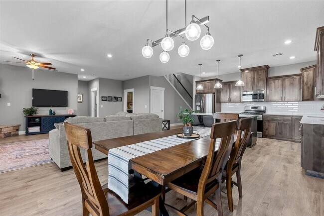Building Photo - Modern 4BD/3BA Rental with Garage & Fenced...