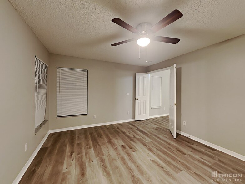 Building Photo - 1708 Scotch Pine Dr