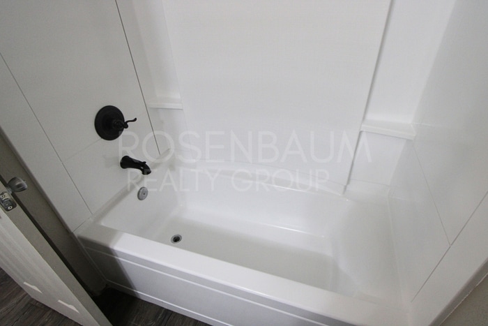 Building Photo - 9230 N 6th St