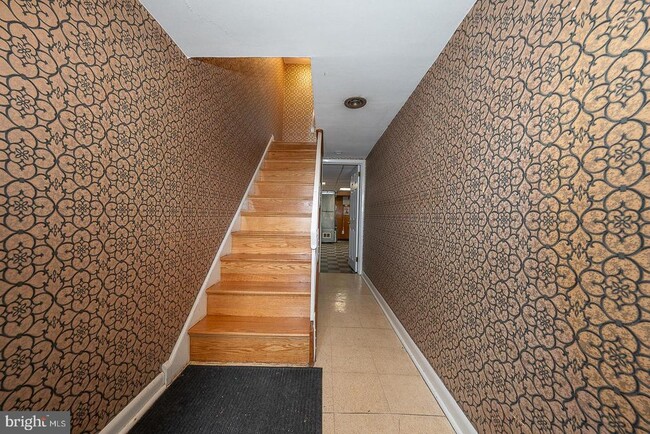 Building Photo - 130 Ivy Ct