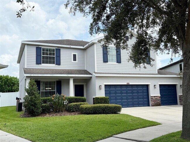 Building Photo - 12236 Fairlawn Dr