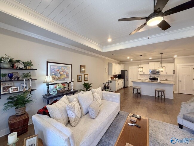 Building Photo - 445 Legend Oak Way SW