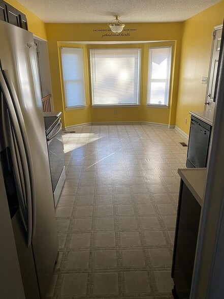 Building Photo - 7909 Sumter Pl