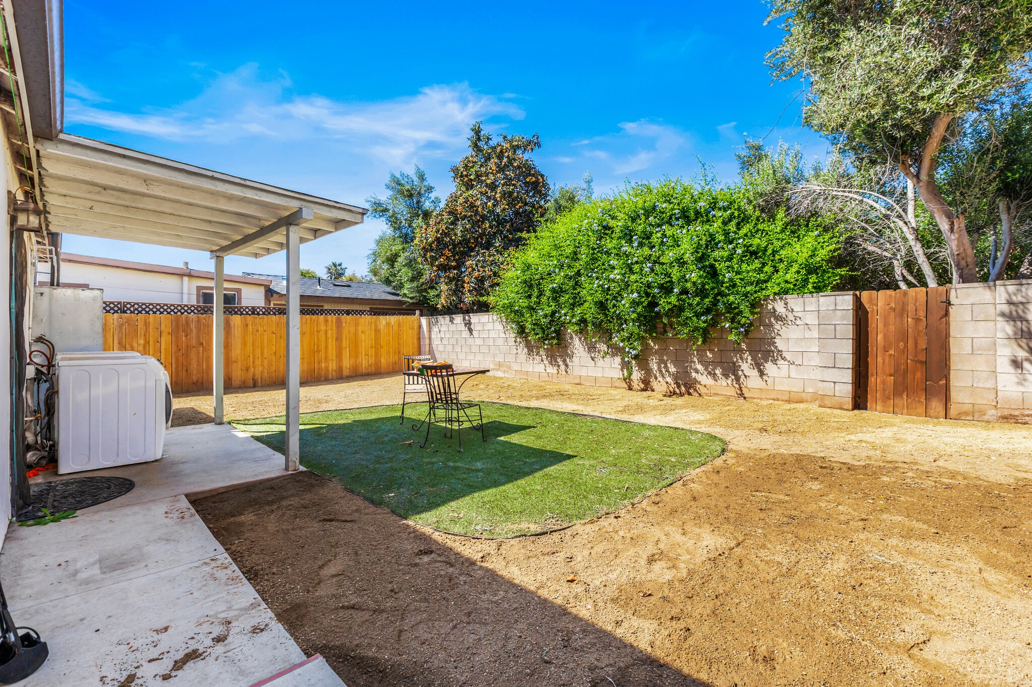 Building Photo - 1070 10th St