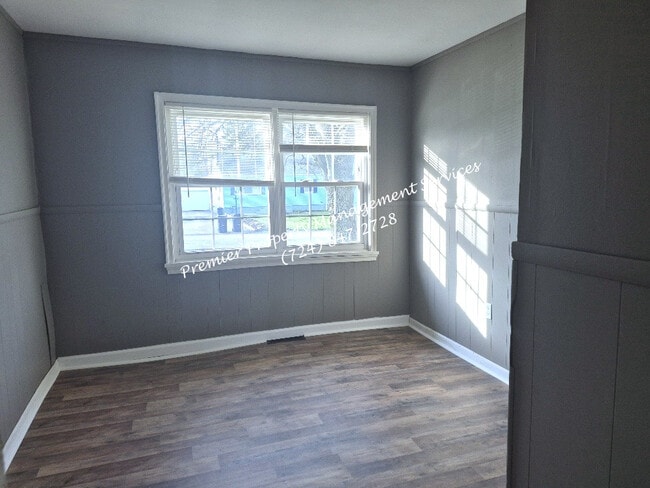 Building Photo - 189 Grandview Ave