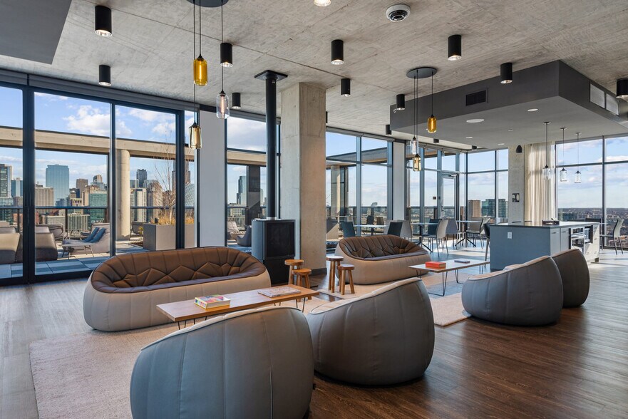 Building Photo - 1314 W Randolph St