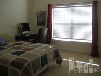Building Photo - Exton Park upscale town home,close to Cape Fear, Laney High, I-40, Hamsptead,