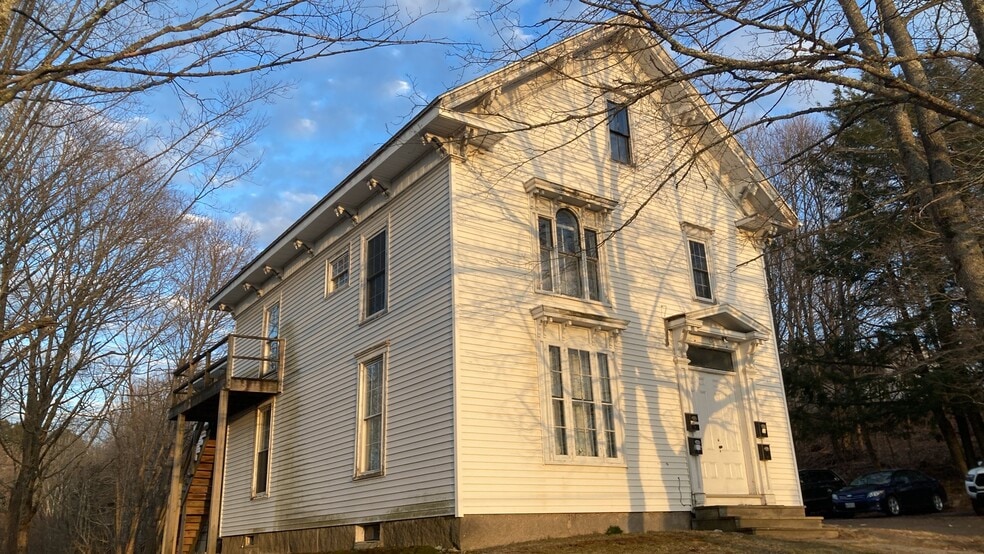 Front of 34 O'Brien Ave. - 34 Obrien Ave