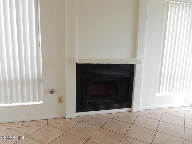 Building Photo - 5261 Perkins Rd