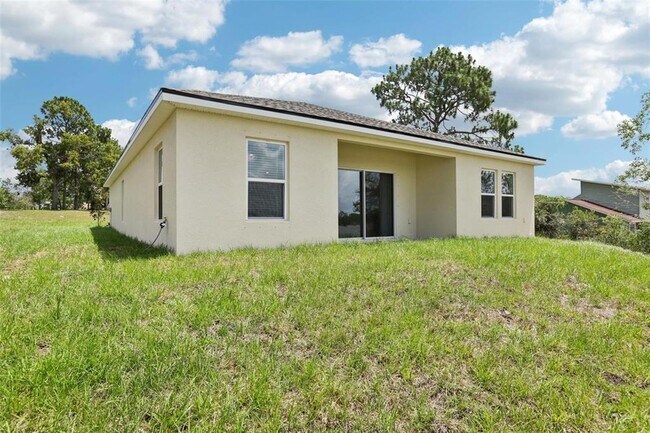 Building Photo - 13112 Siam Dr